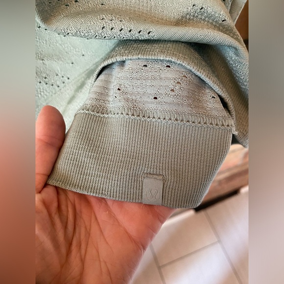 LULULEMON swiftly relaxed long sleeve shirt painted camo silver blue 2022 - Picture 7 of 8